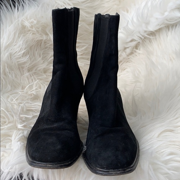 Gucci suede ankle heel boot - Picture 3 of 8